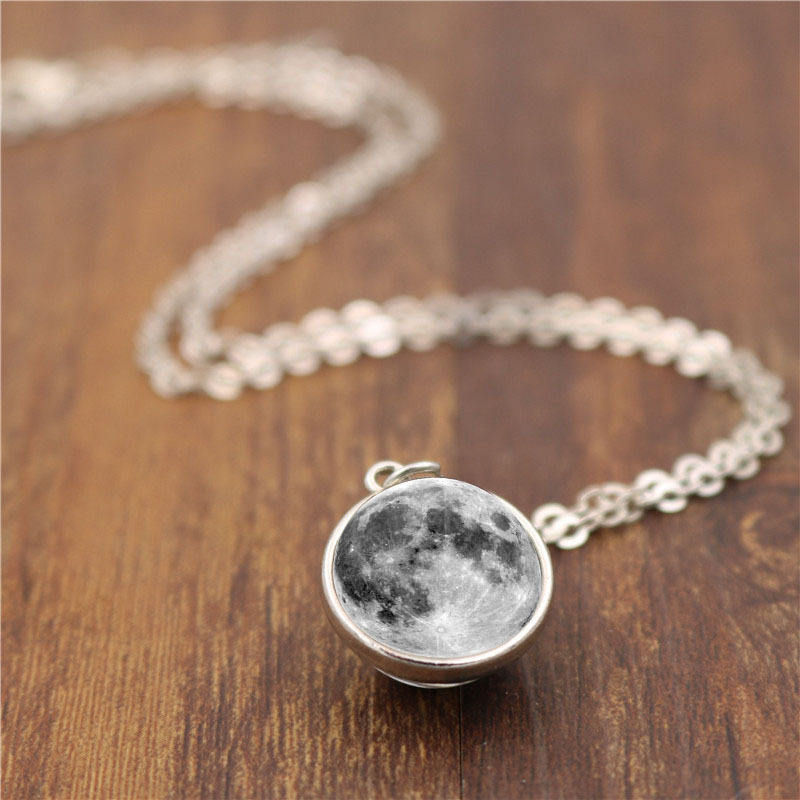 Moon Light Bracelet Glow in the Dark Magical Fairy Bracelet Girls Universe Luminous Pendent Bracelet for Women